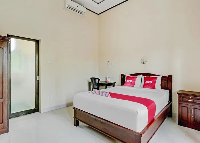 Oyo 90458 Pucuk Bali Hotel 2*